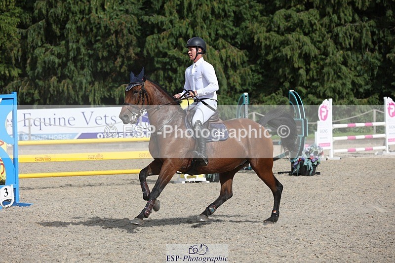 230908-152132-02458 - Cls 8 Snr 1.05m Open