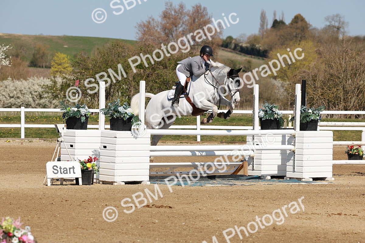 SBM_004129 - Class 17 - Senior Newcomers - 1.10m