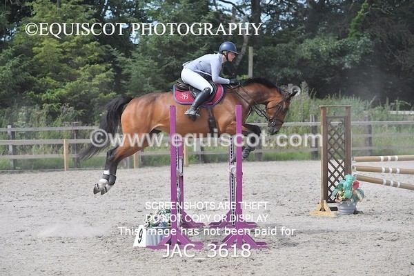 JAC_3618 - CLASS 4 Senior Discovery/ 1m Open