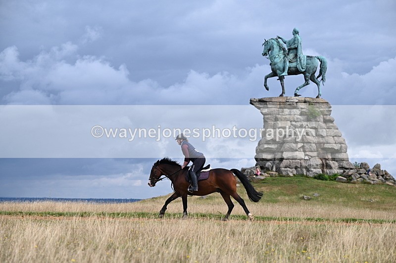 DSC_4479 - Time at Statue 09:50 to 11:09