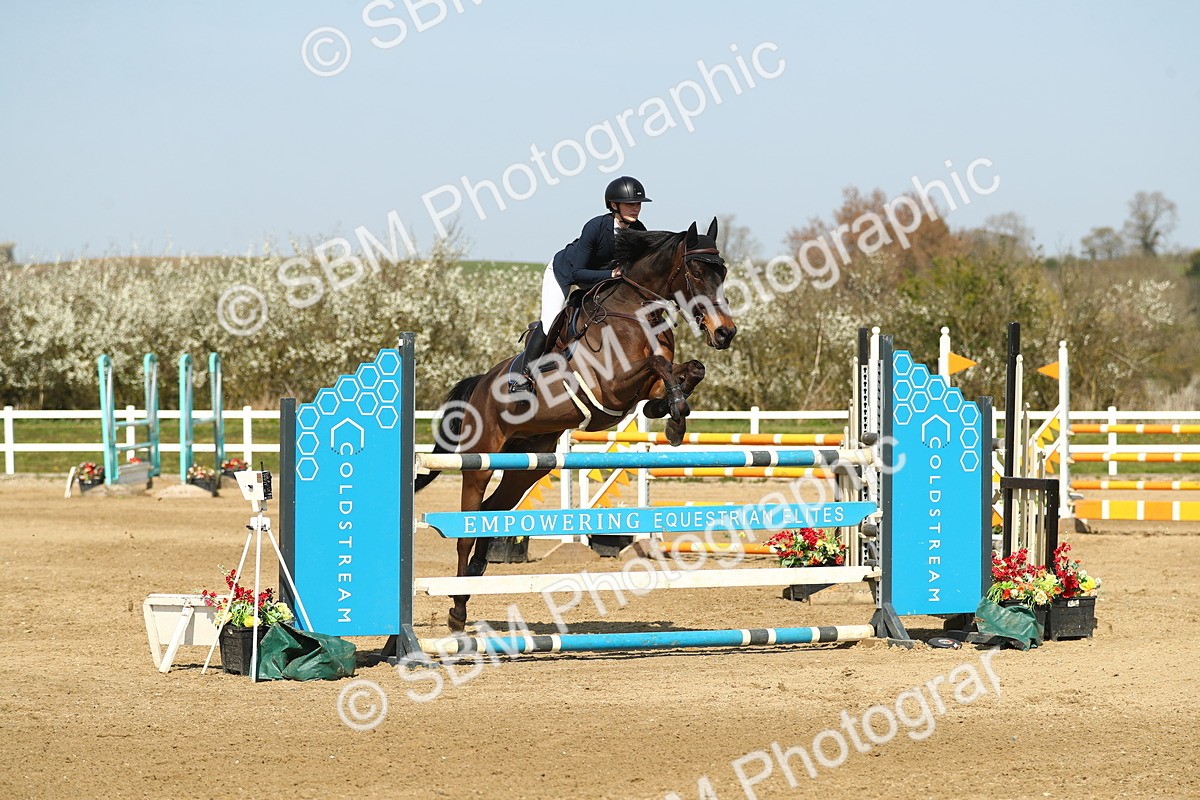 SBM_002841 - Class 11 - Senior Foxhunter - 1.20m