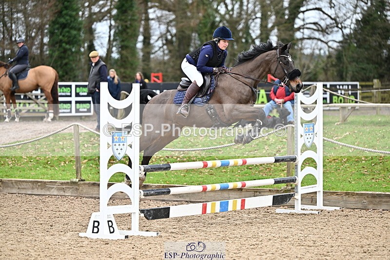 250201A-102905-00237 - Cls 01 Local Horse 90cm