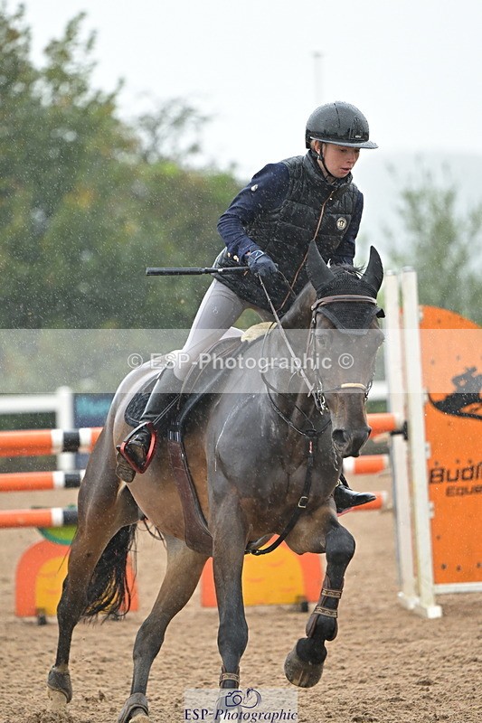 240925A-133220-00896 - Cls 4 Newcomers and 1.10m Open