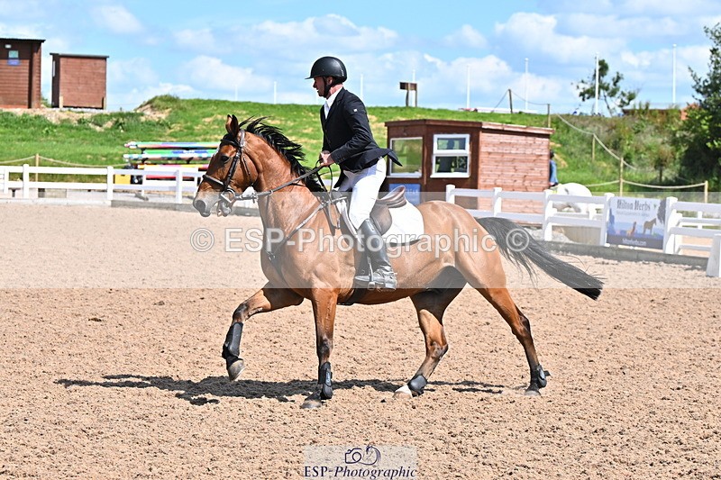 240619A-154228-00934 - Cls 5 Snr Foxhunter and 1.20m Open
