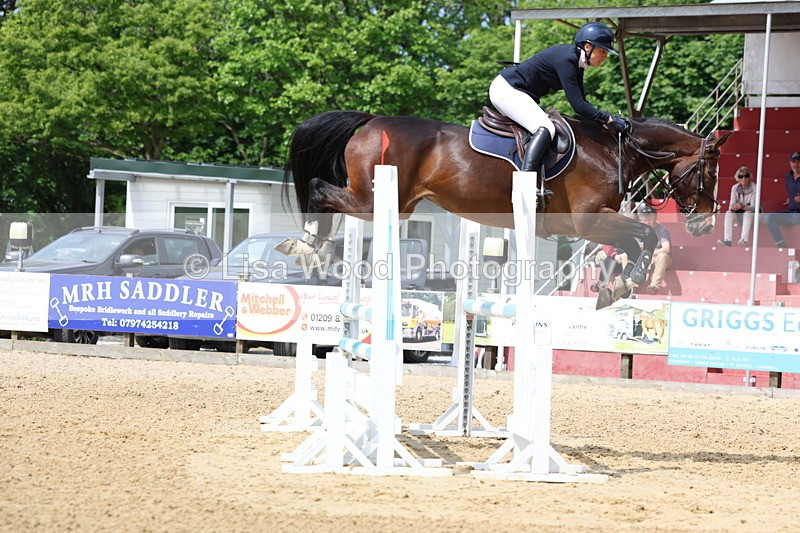 3E7A7153 - Class 7: Senior Newcomers/1.10m open