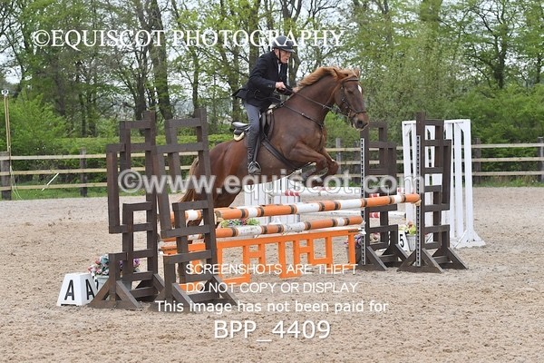 BPP_4409 - CLASS 14 SAT BritiNovice/ 90cm Open