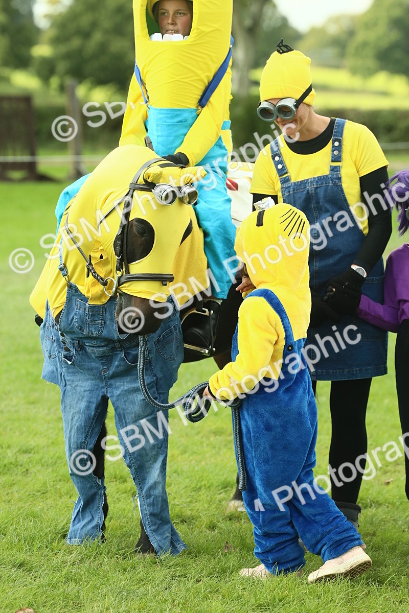 SBM_63601 - S35 - Fancy Dress Showing