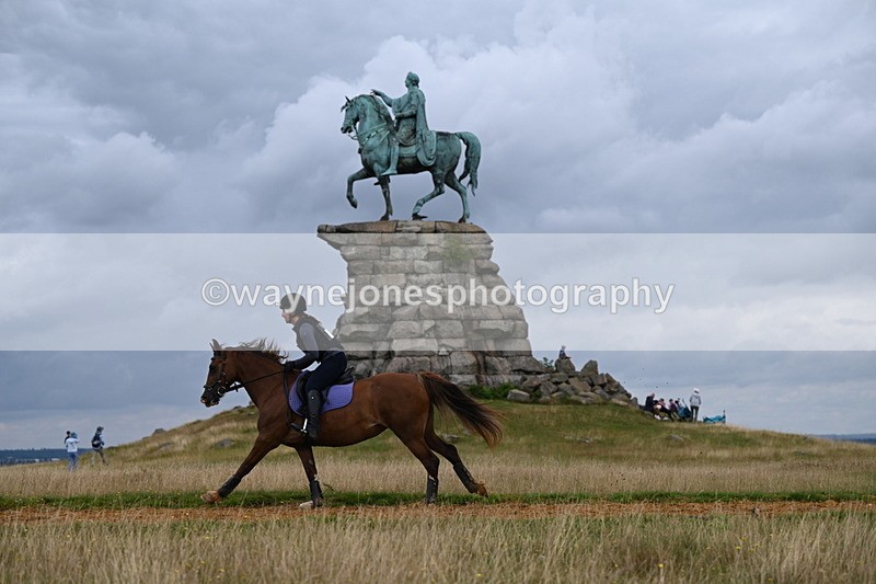 DSC_4998 - Time at Statue 11:10 to 11:42