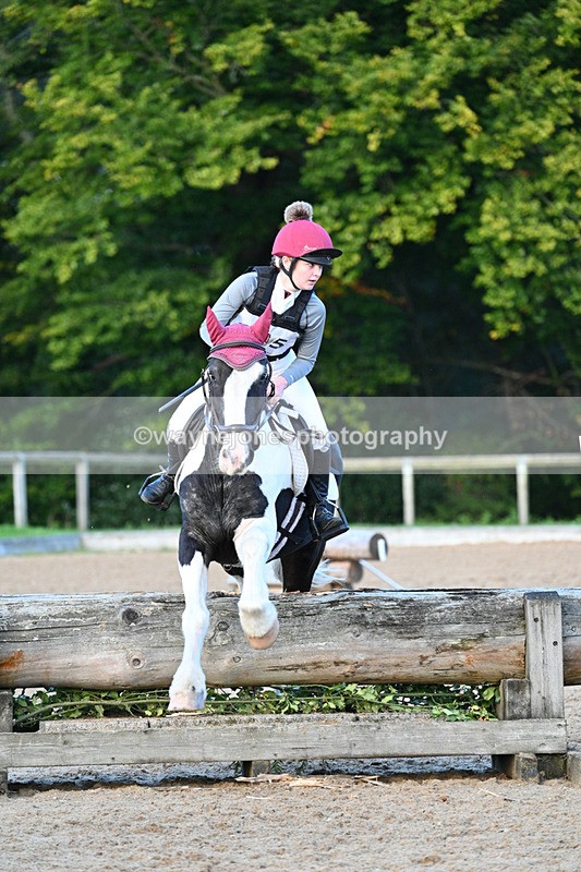 WJ7_7099 - Time 17:12 to 17:30