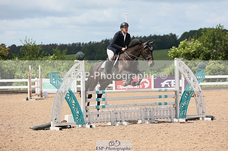 250528-121954-00642 - Cls 3 Snr 1.05m Open