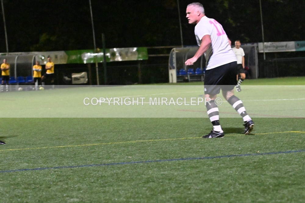 AM3_2361 - England v Devon veterans