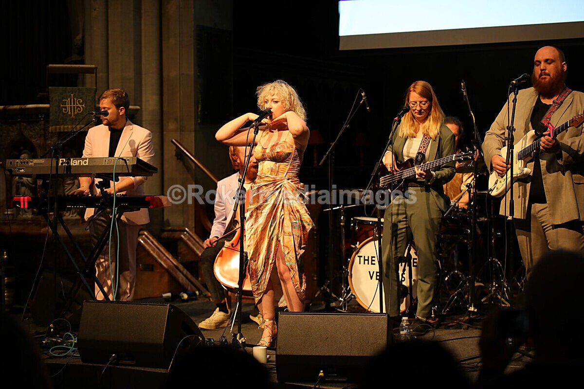 FOLK N BLUES-479 - FOLK and BLUES SEPT 2022