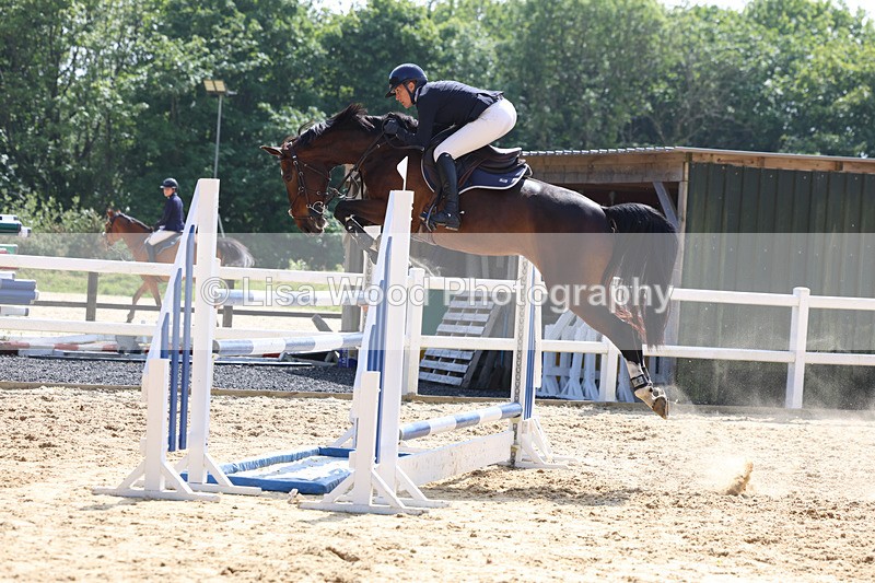 3E7A1343 - Class 14: Senior 1.15m Open