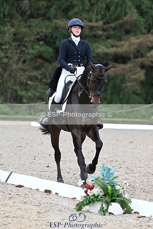 231019-090402-00936 - 021-DESTINY-Annie.Smith-DR