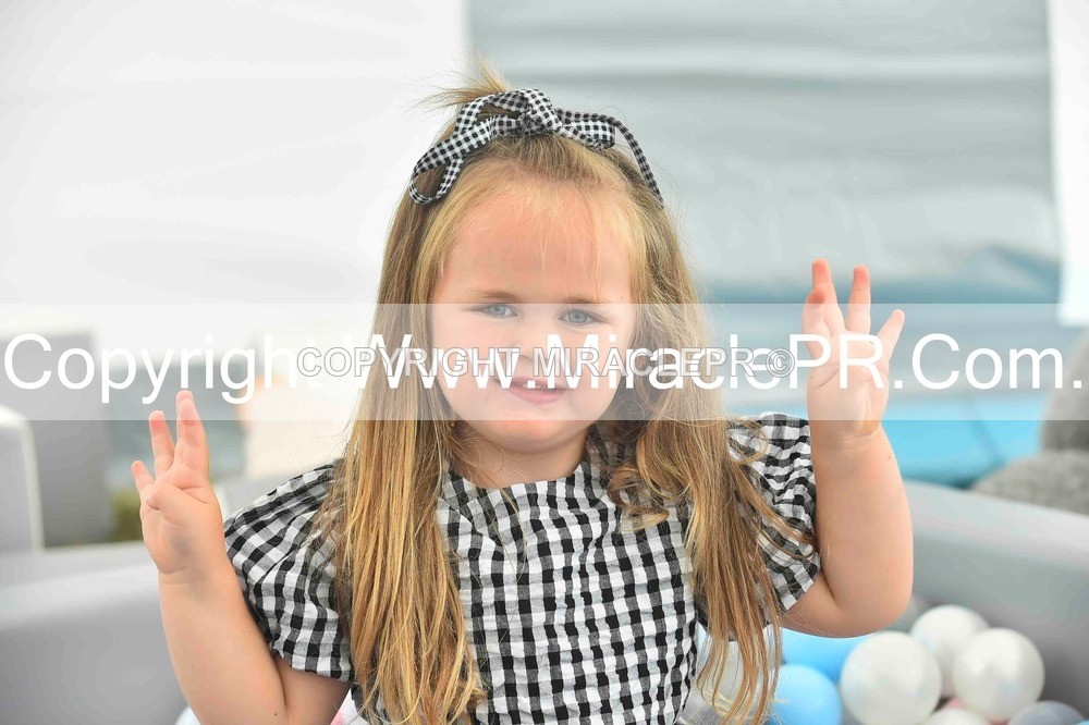 SH4_1137 - Bonny baby competition.