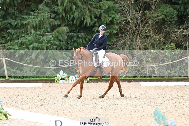 251023A-112529-01726 - B-137-Josie.Reid