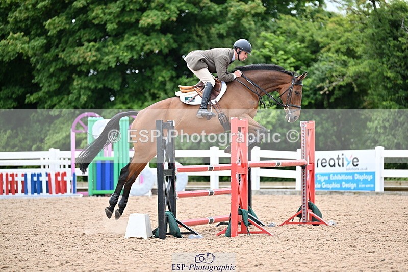 240605A-132246-00530 - Cls 3 Snr 1.05m Open