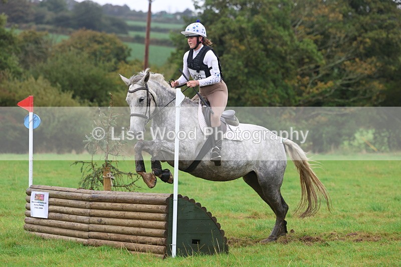 3E7A1700 - Class 3: 70cm Pairs: Half Roll Top