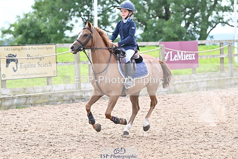 240628A-160855-01370 - Cls 5 Stepping Stones 128cm + 138cm