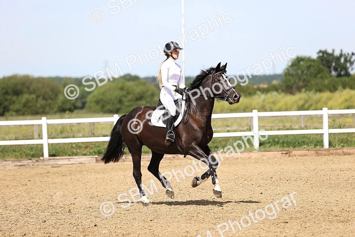 SBM_003954 - Class 9 British Novice/90cm