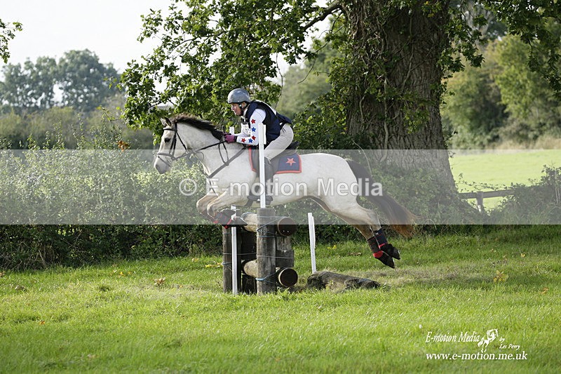  WWHT 171021 3037 - Intermediate (0.90m)  17/10/21