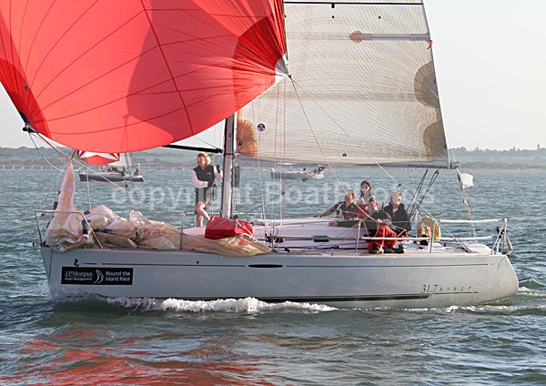 100619 GBR8938T IMG_3003 - ROUND THE ISLAND RACE 2010
