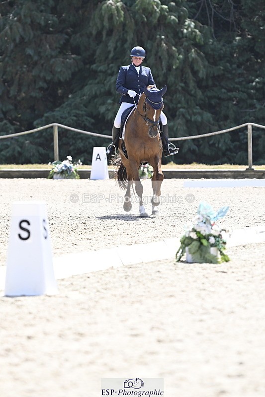 250810A-133232-06672 - 021-Caroline.HuntFancy.That.II