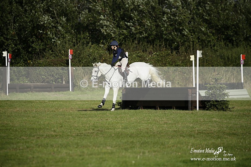  WWHT 171021 3325 - Intermediate (0.90m)  17/10/21