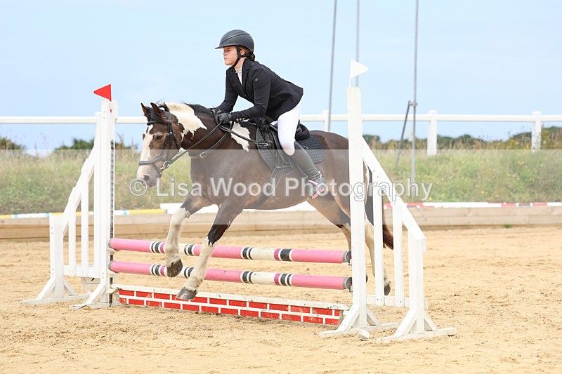 3E7A2693 - Class 4: 60cm Junior