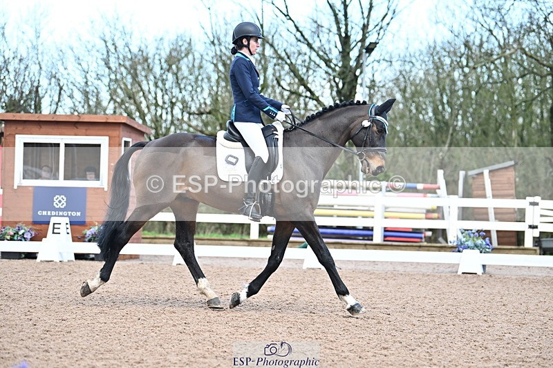 240218A-105348-05726 - 232-Alys.Matravers-VORVASHILL.VERTIGO