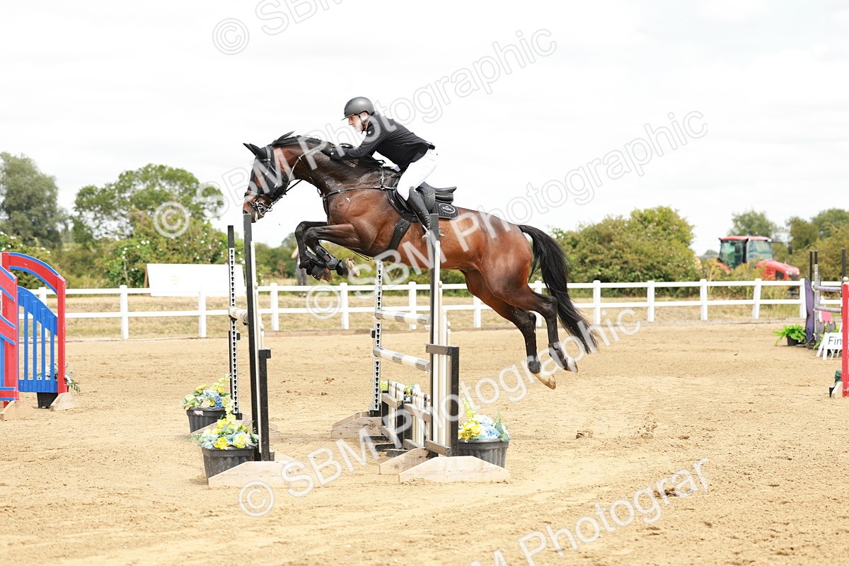 SBM_019069 - Class 21 - Senior Newcomers Championship 2d Rd
