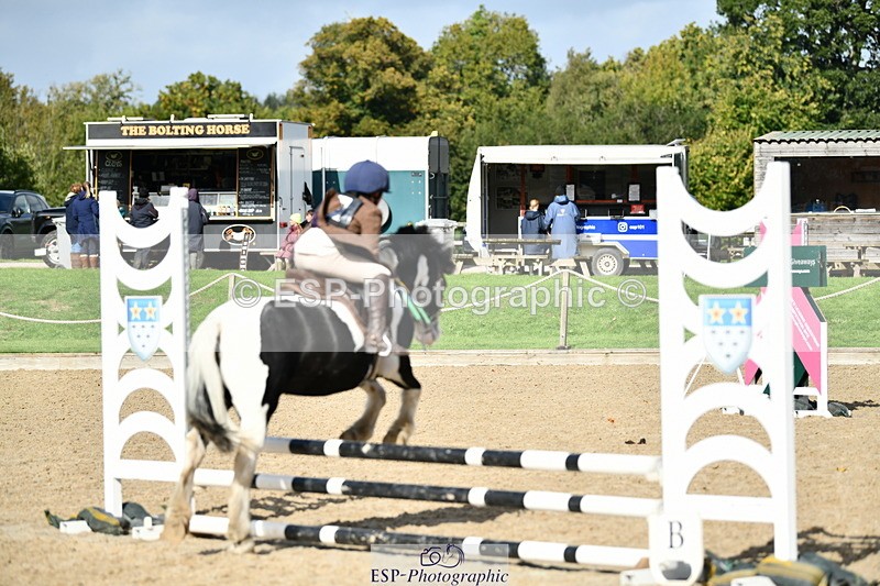 251004A-132720-01279 - Classes 6 & 7 60cm