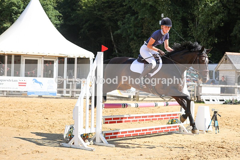 3E7A1322 - Class 9: 80cm Senior