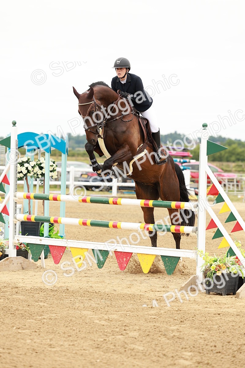 SBM_016587 - Class 20 - Senior Newcomers - 1.10m