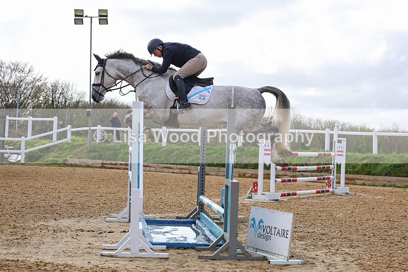 3E7A2276 - Class 8: Senior Foxhunter/1.20 open