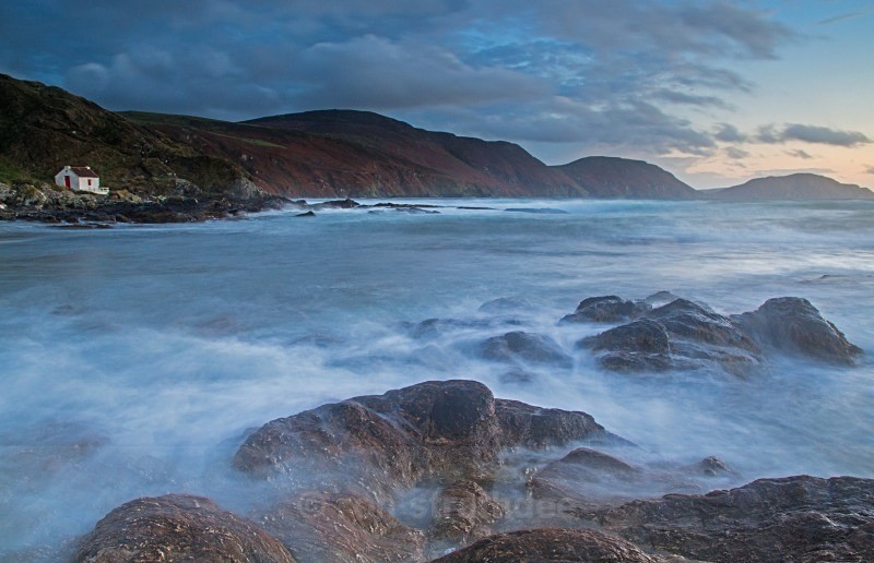 Smoothing the Waves - Sea of Man