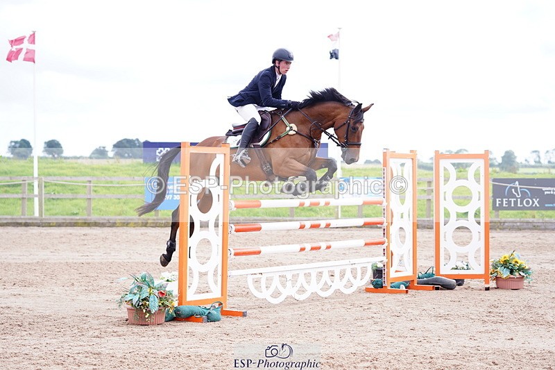 240804A-153652-11474 - Cls 46 Snr Foxhunter