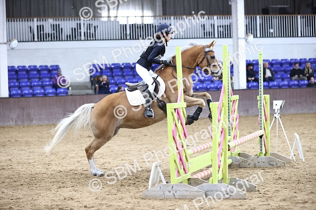 SBM_001855 - Class 5 - Henlow Veterinary Hospital 70cm