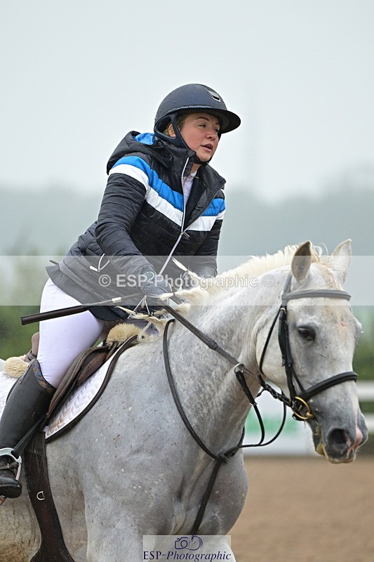 240925A-141312-01082 - Cls 5 Foxhunter and 1.20m Open