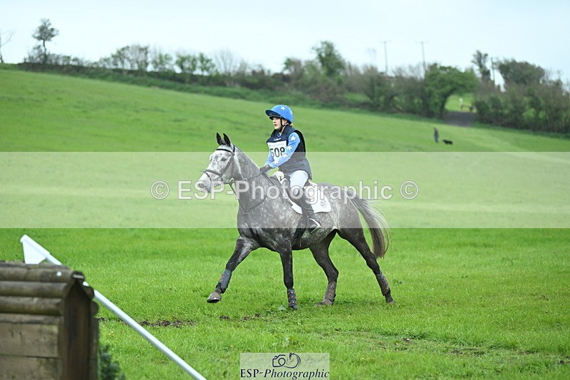 250419-110333-08729 - 508-Maisy.Miller-HEADDON.SWAN.SONG