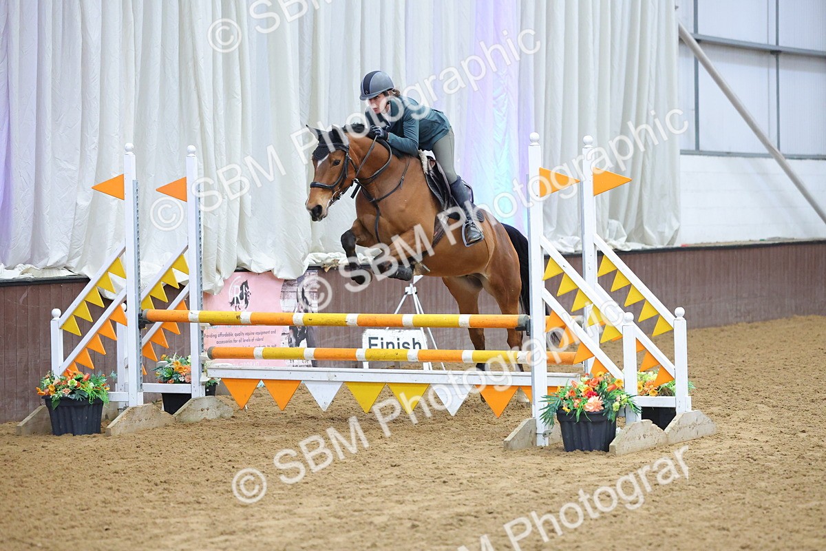 SBM_009604 - Class 20 - Senior British Novice/ 90cm Open - First Round (0.90m)