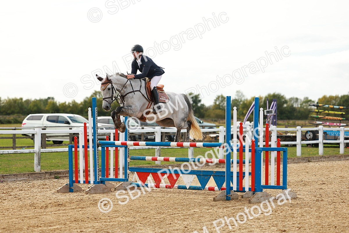 SBM_001809 - Class 4 - Senior Newcomers - 1.10m