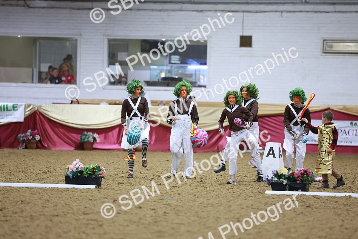 SBM_10452 - Class 62 - Strictly Fancy Dress-Age