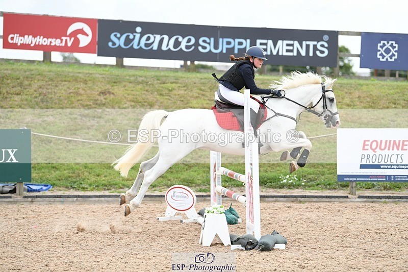 250807-104716-00335 - 80cm Round 1