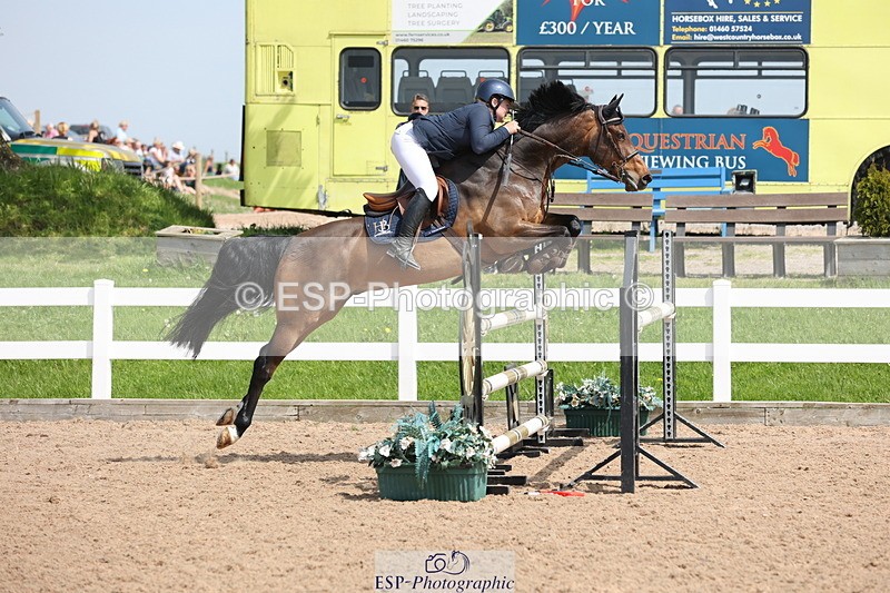 240510A-144037-07782 - Cls 17 1.05m National Am Quali