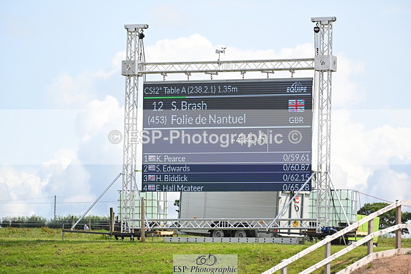 230721A-104804-05446 - Cls 6, 2 Star Medium 1.35m