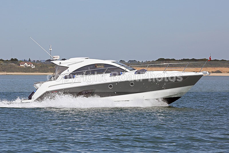 160826 FLOOZY 2 - BENETEAU GRAN TURISMO Y92A6187 - Motorboats - Hardtop