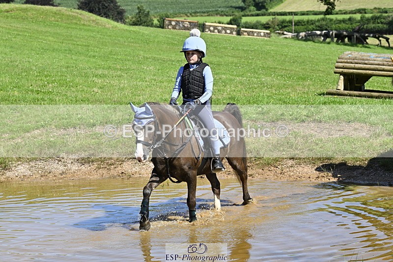 240728B-105944-00810 - Theo's Group XC