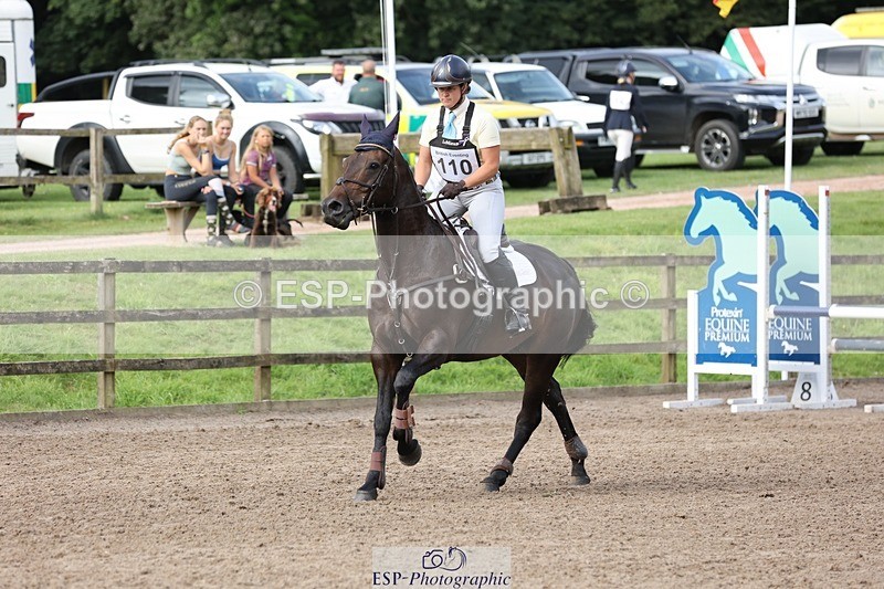 240803-094647-00160 - 110-Lizzie_Luxton-KILCARNA_BARNEY