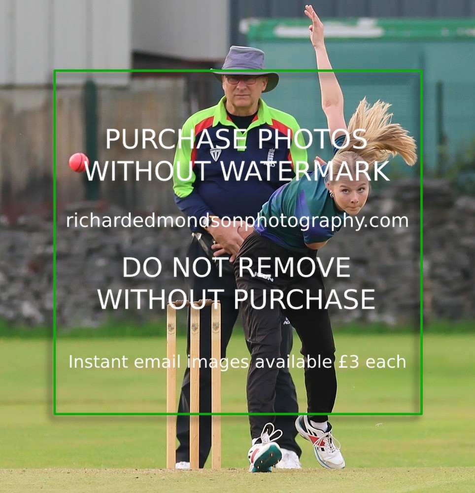 533A5663 - Kendal Cricket Women & Girls vs Carnforth Cricket Women & Girls (28/5/26)